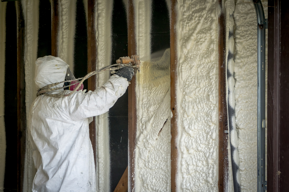 Les intérêts d’isoler un entrepôt ou un hangar