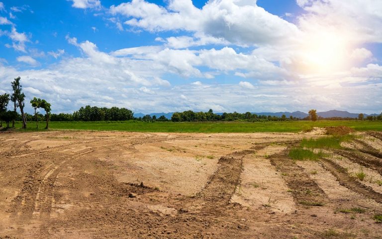 Pourquoi passer par le constructeur pour son terrain à bâtir ?